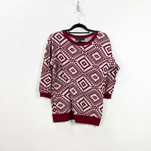 2/$30 Almost Famous Large Womens Red Ivory Aztec Print Knit Pullover Sweater - Picture 1 of 7